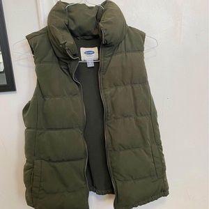 Army green puffer vest